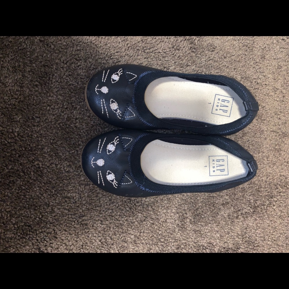 GAP kids. Size 1
